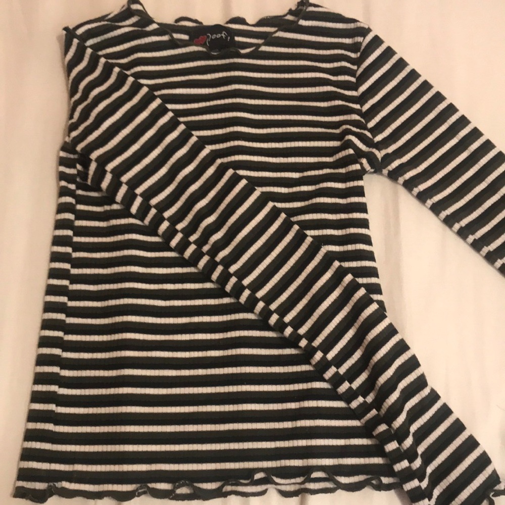 GREEN LETTUCE EDGE LONG-SLEEVE